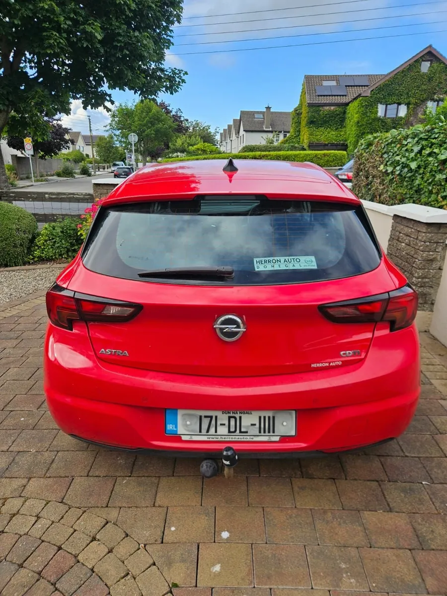 Opel Astra 2017 - Image 4