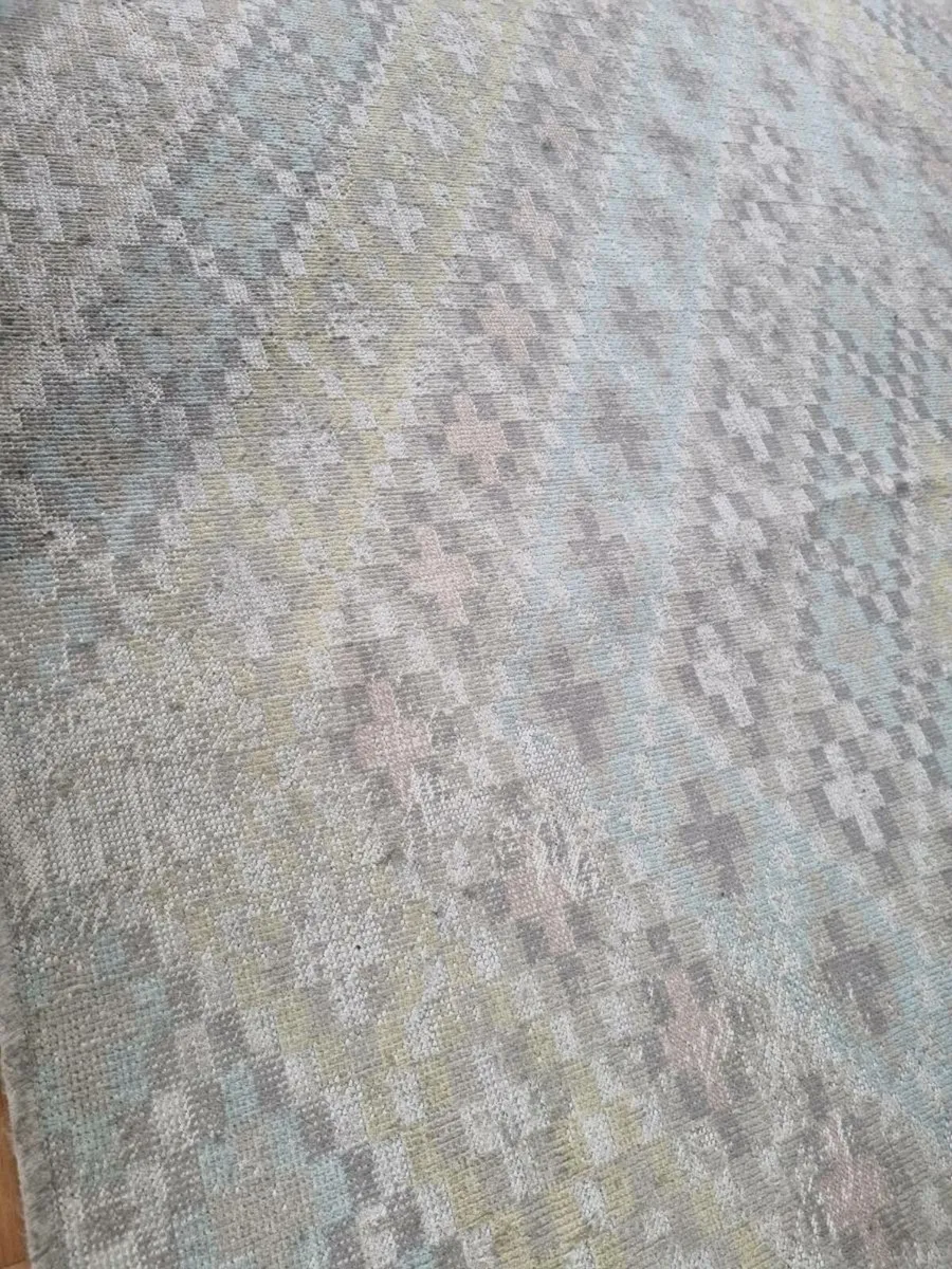 Large Rug - Image 2