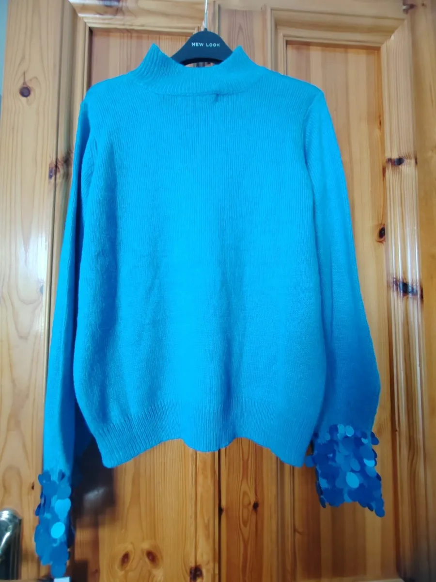 Jumper - Image 3