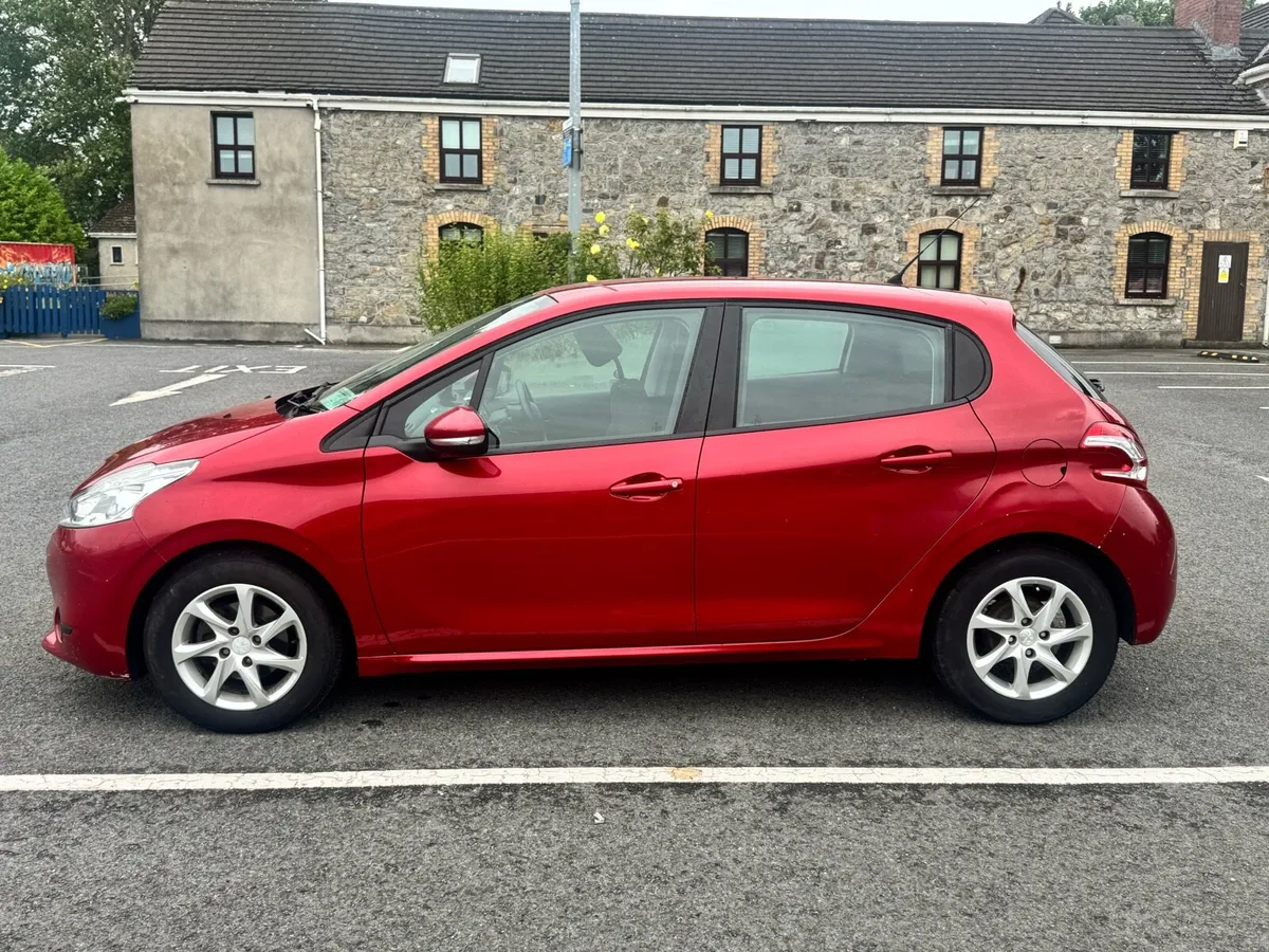 2013 PEUGEOT 208 1.2 - Image 3