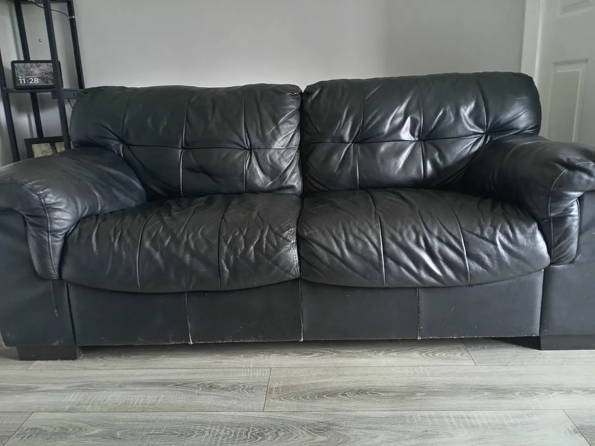 2 seater + armchair - Image 3