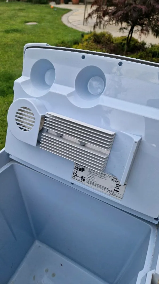 Electric Cooler box - Image 3