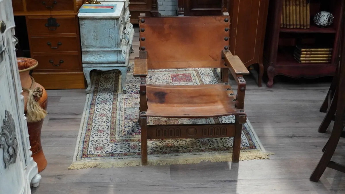 🇪🇸 Vintage Spanish Leather & Wood Armchair - Image 1