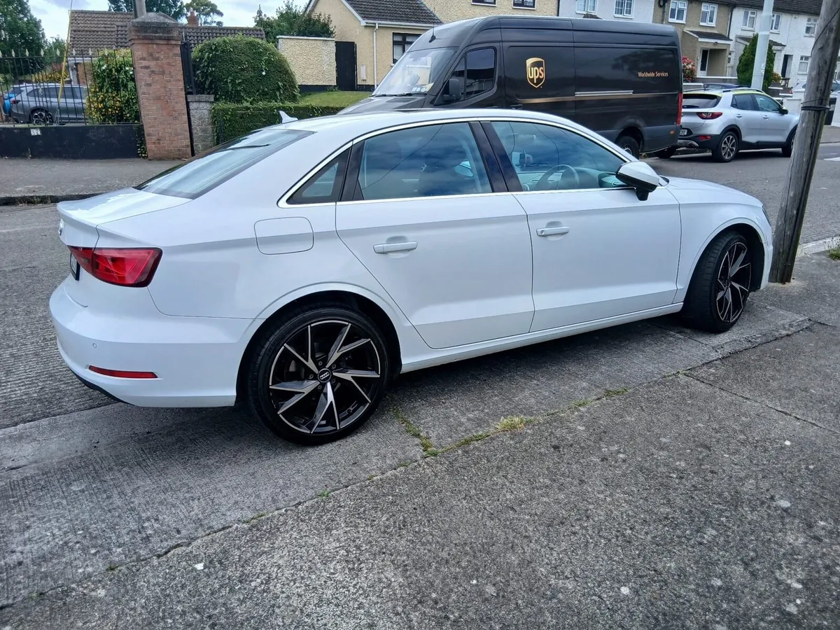 Audi A3 saloon Automatic - Image 3