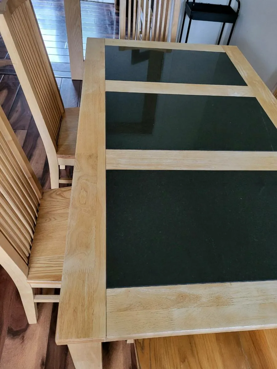 Kitchen table - Image 2