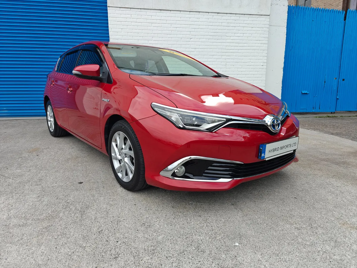 2017 TOYOTA AURIS SOL SELF CHARGING HYBRID - Image 1