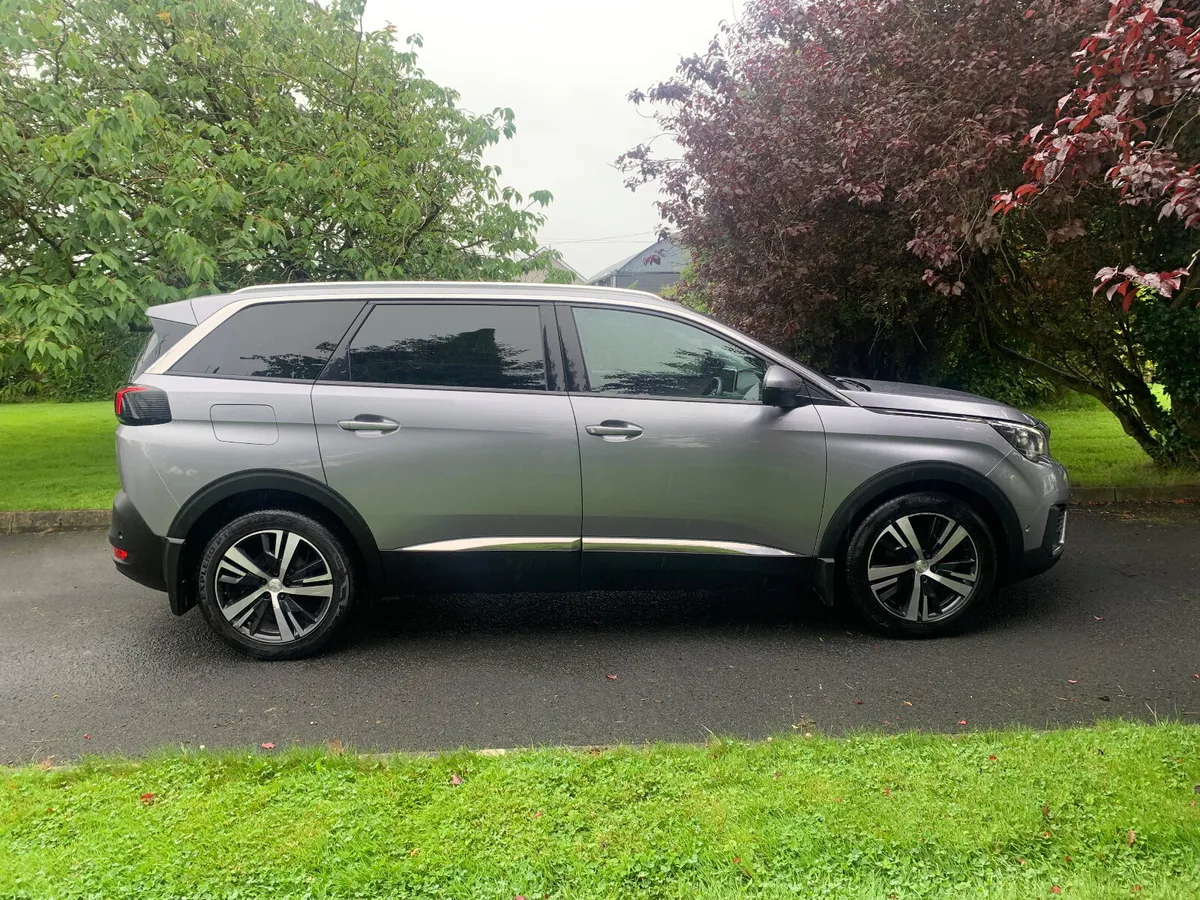 Peugeot 5008 2018 1.6HDi - Image 1