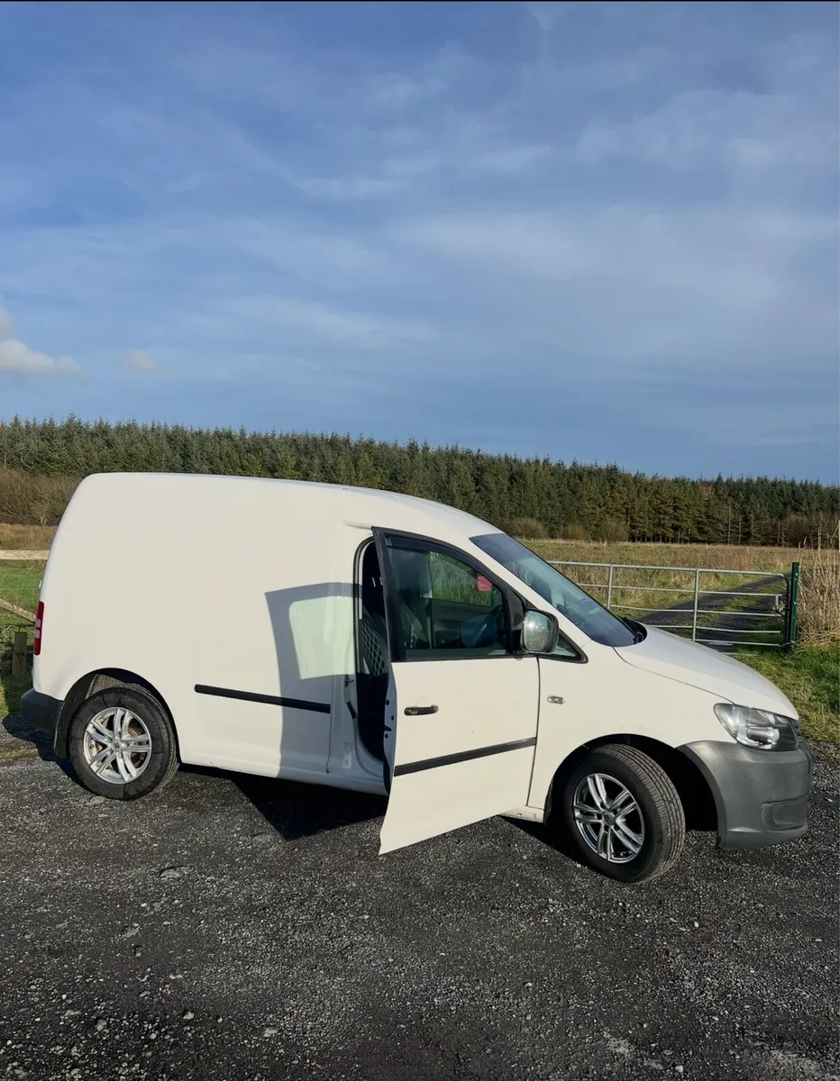 VW Caddy 2014 - Image 1