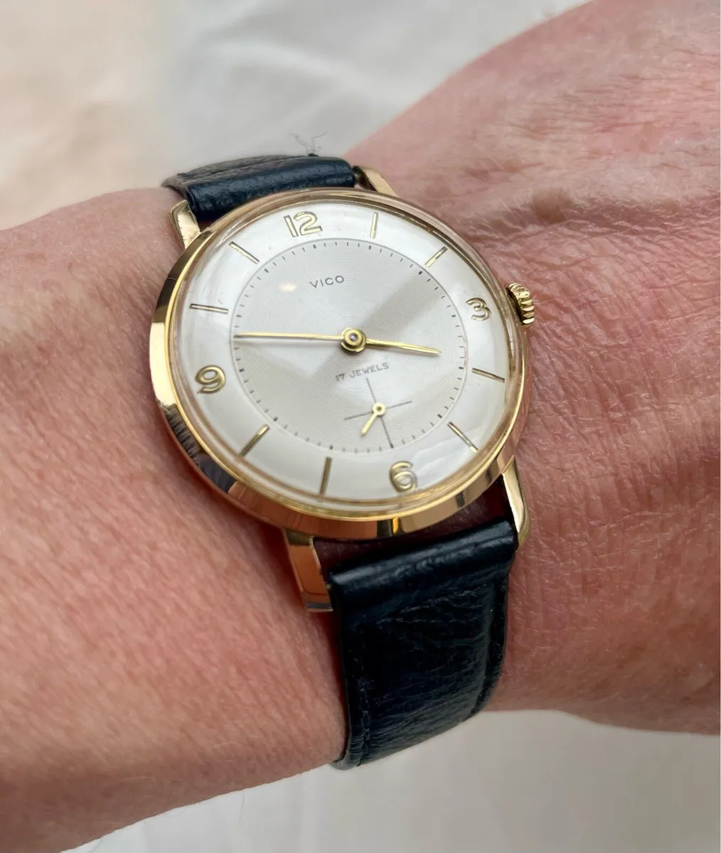 Vintage Wristwatch - Image 2