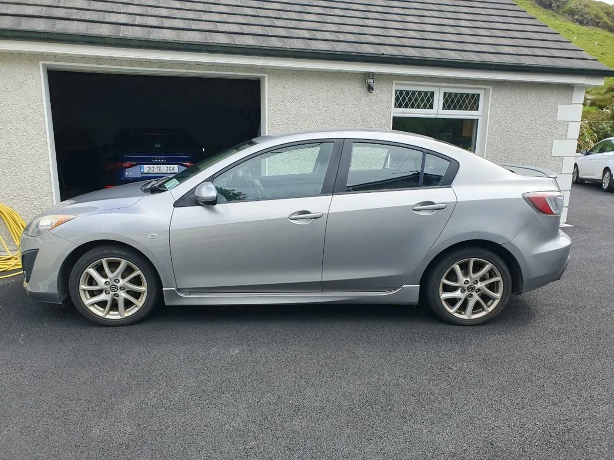 2013 Mazda 3 Sport - Image 1