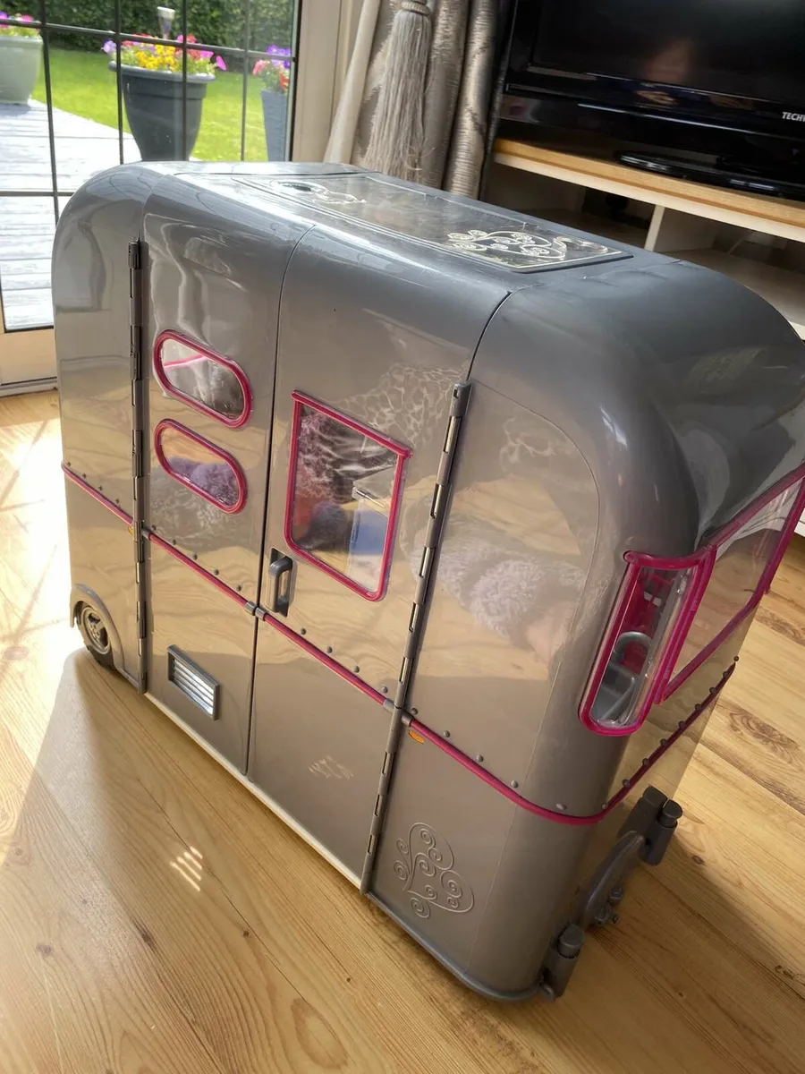 Generation dolls camper van - Image 2