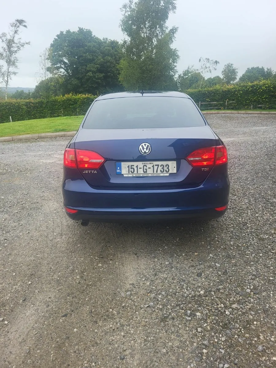 Volkswagen Jetta 2015 - Image 4