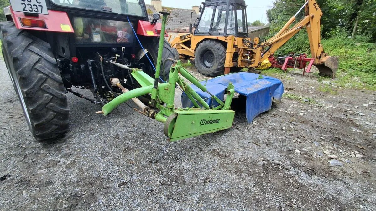 Krone 6 foot 6 disk mower - Image 2