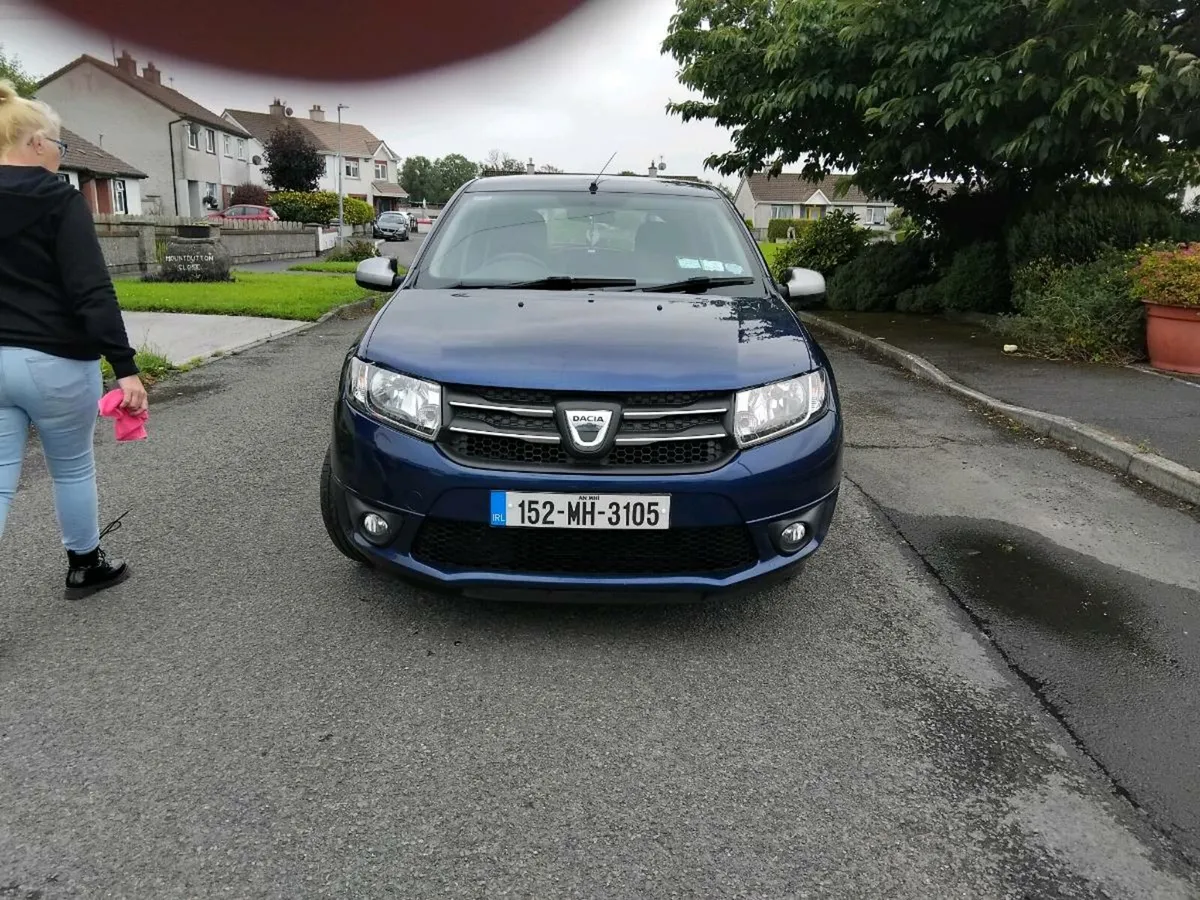 Car - Image 1