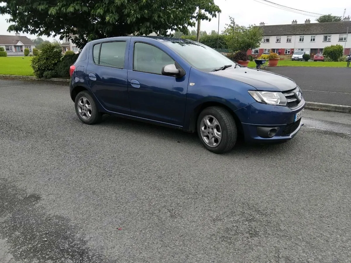Car - Image 2
