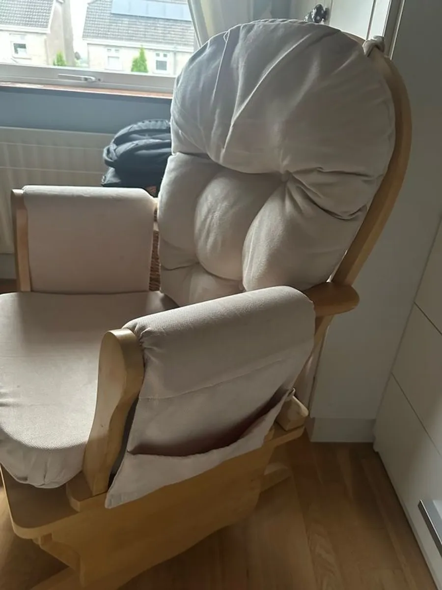 Babylo Nursing Chair & Footstool - Image 2