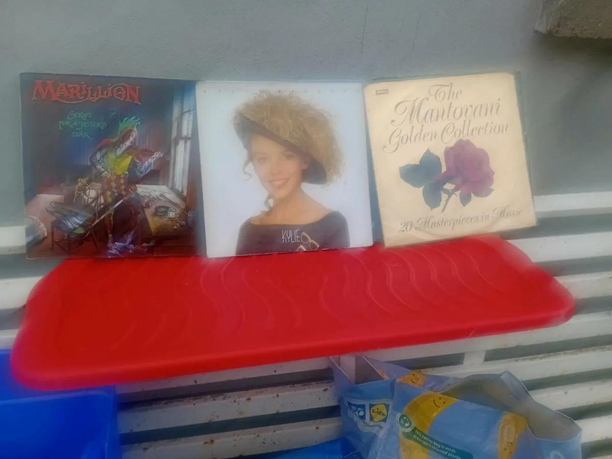 Records - Image 2
