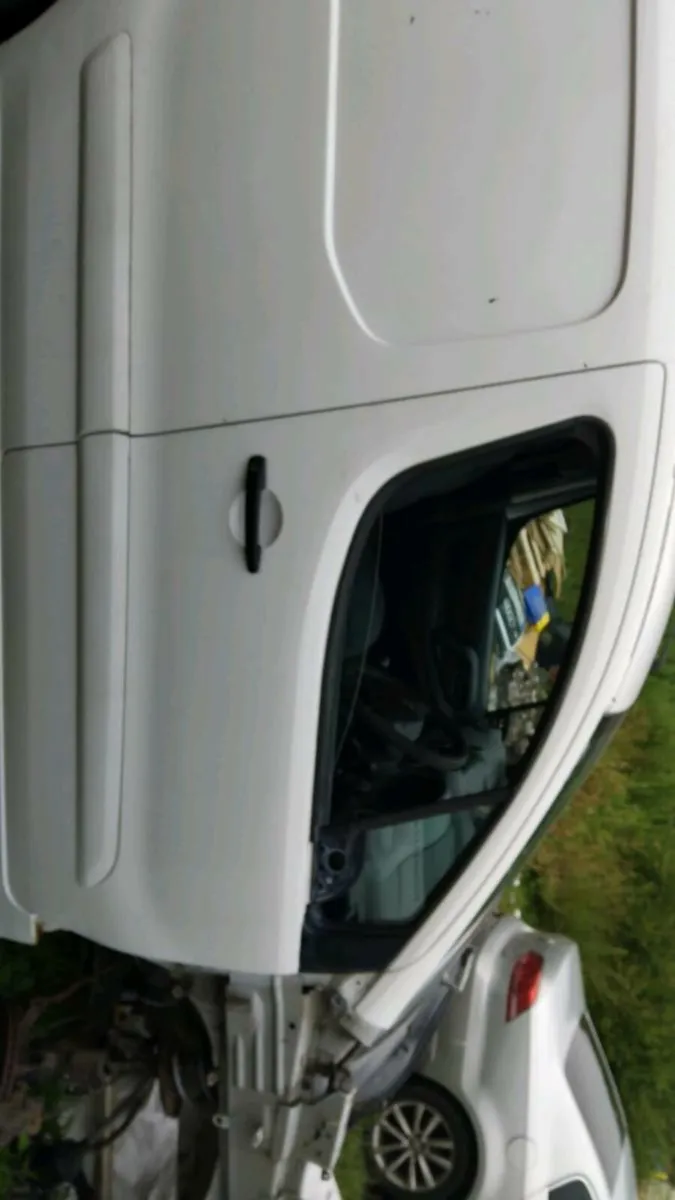 Breaking 2013 Peugeot partner van - Image 3