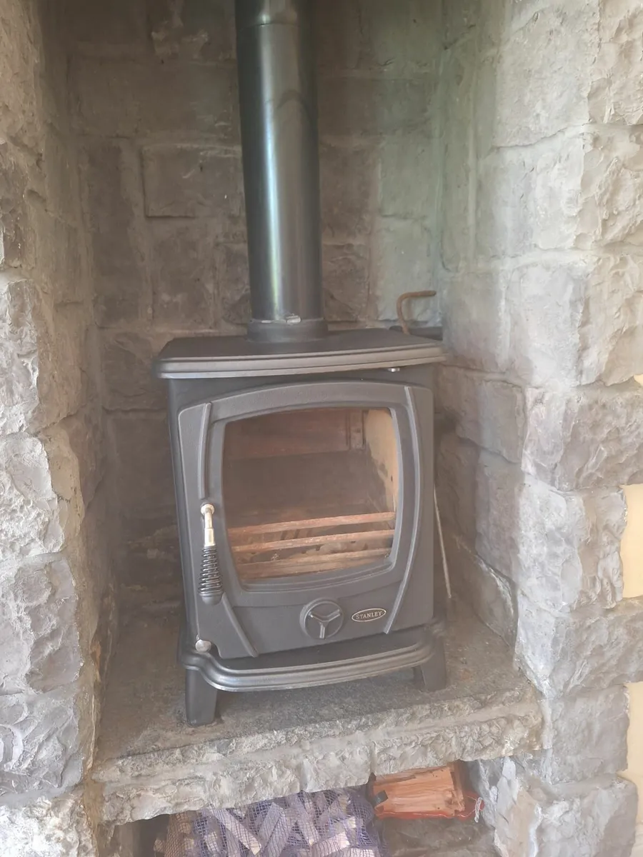 Stove - Image 1