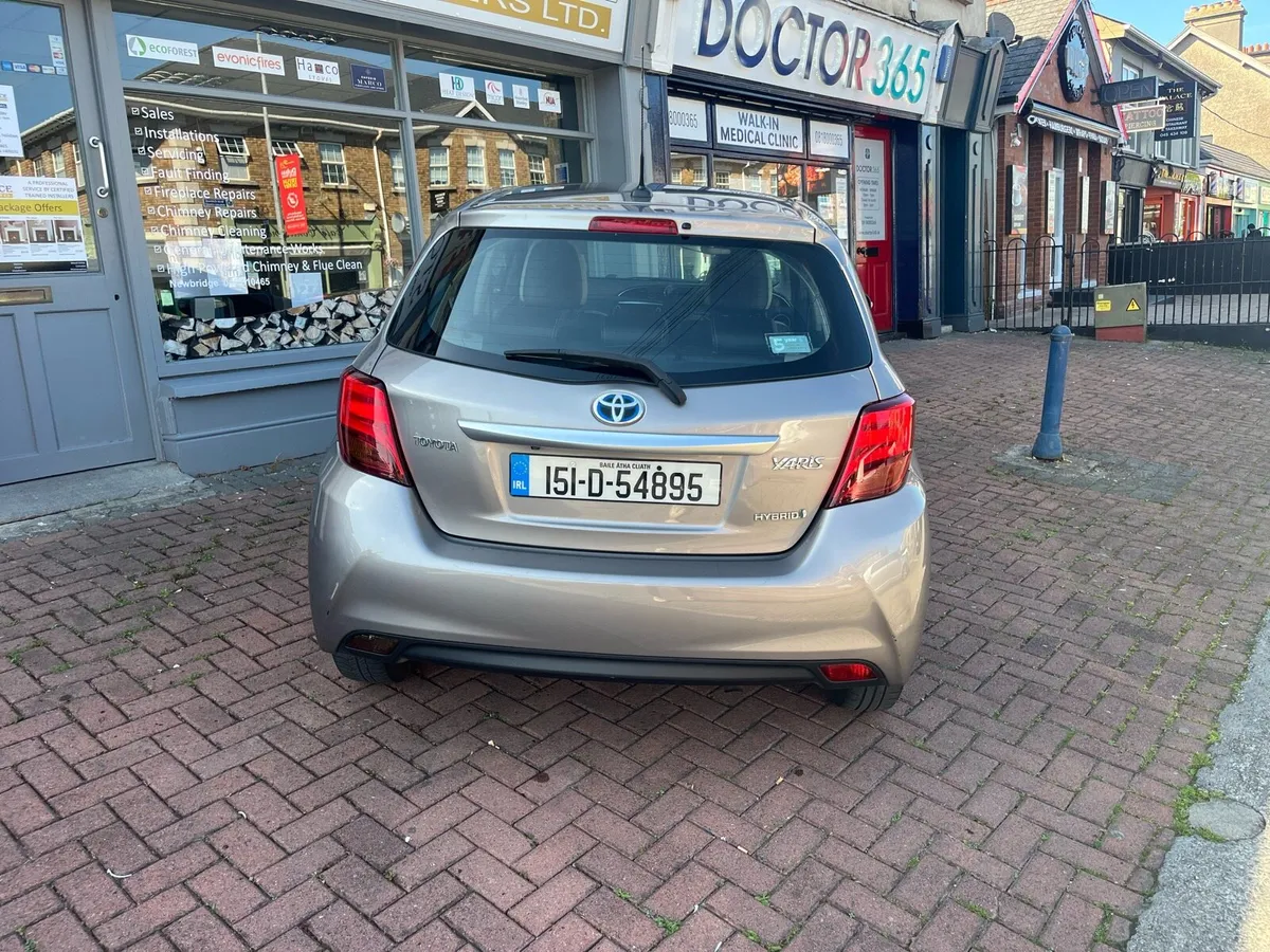 Toyota Yaris - Image 2