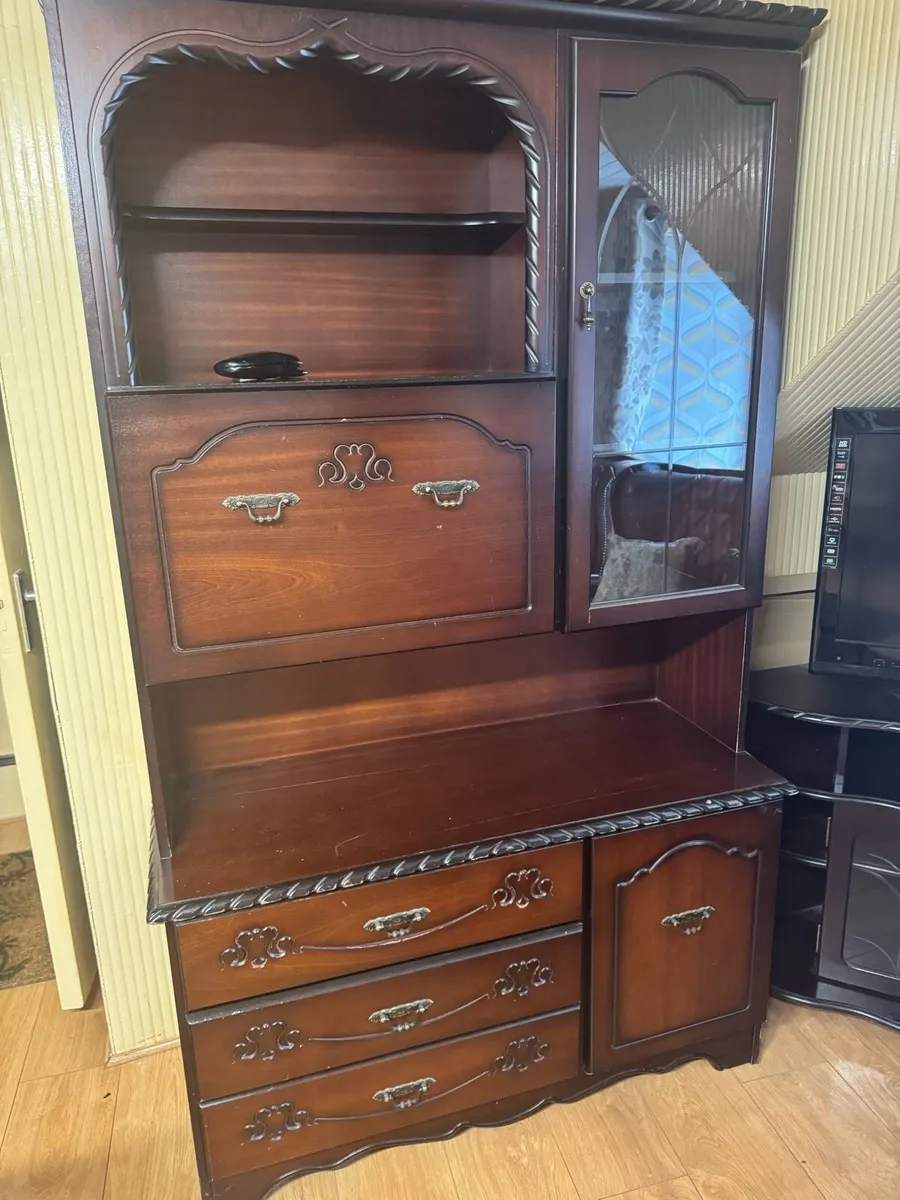 Antique furniture cabinet - Image 1