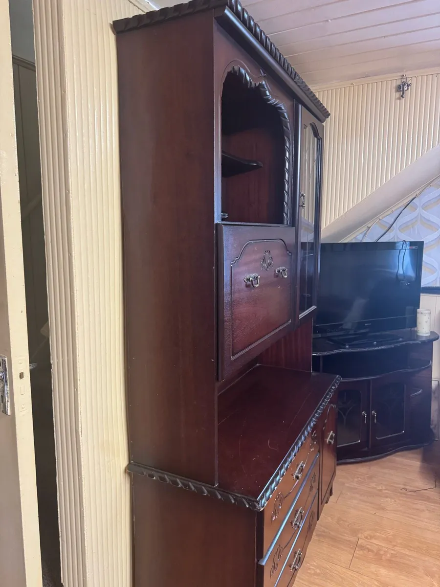 Antique furniture cabinet - Image 2