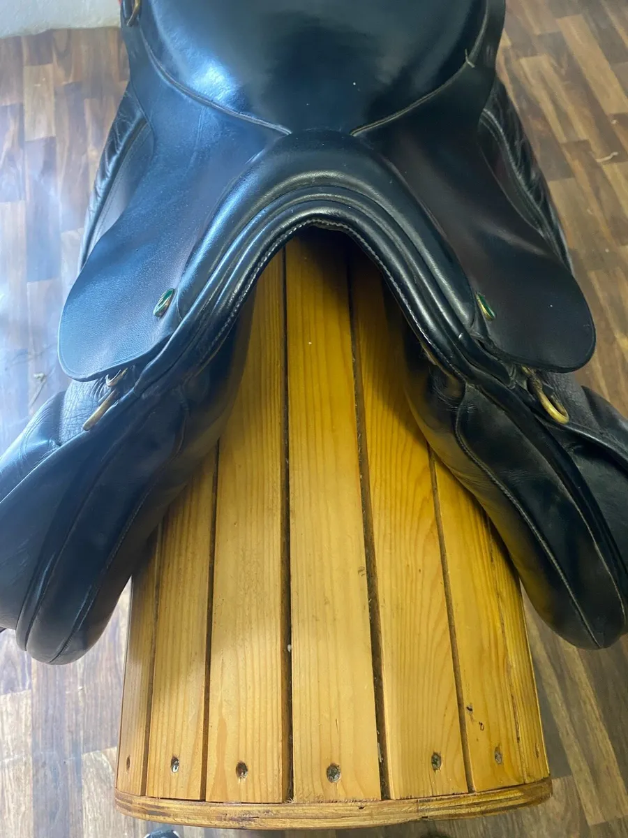 SOS black leather saddle suit high withers - Image 3