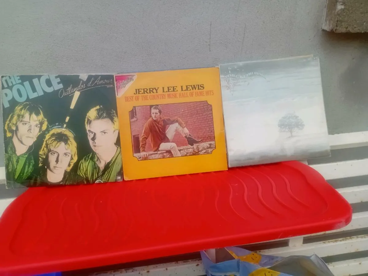 Records - Image 2