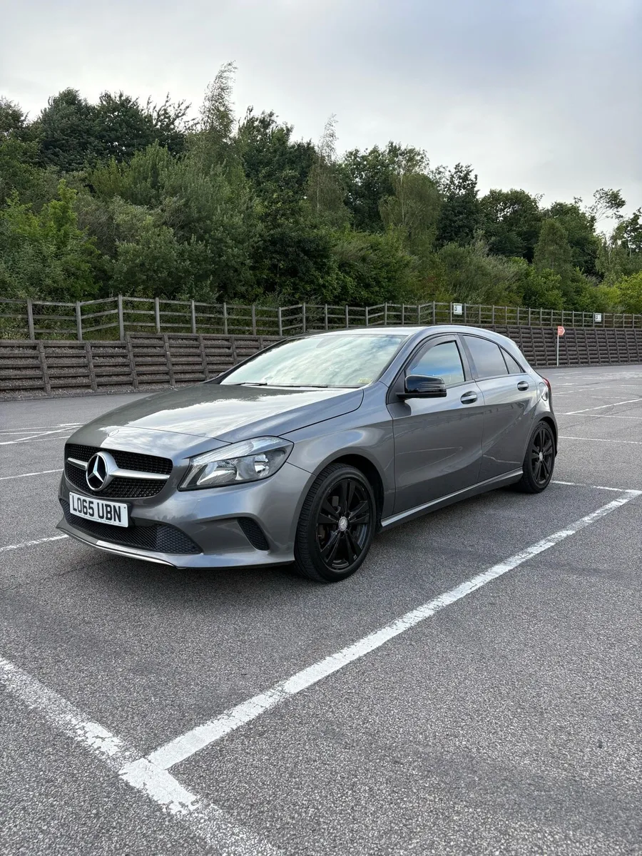 152 Mercedes Benz A-Class 5 Door - Image 1