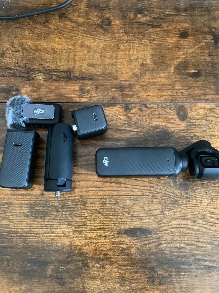 DJI Osmo Pocket 3 Creator Combo - Image 1