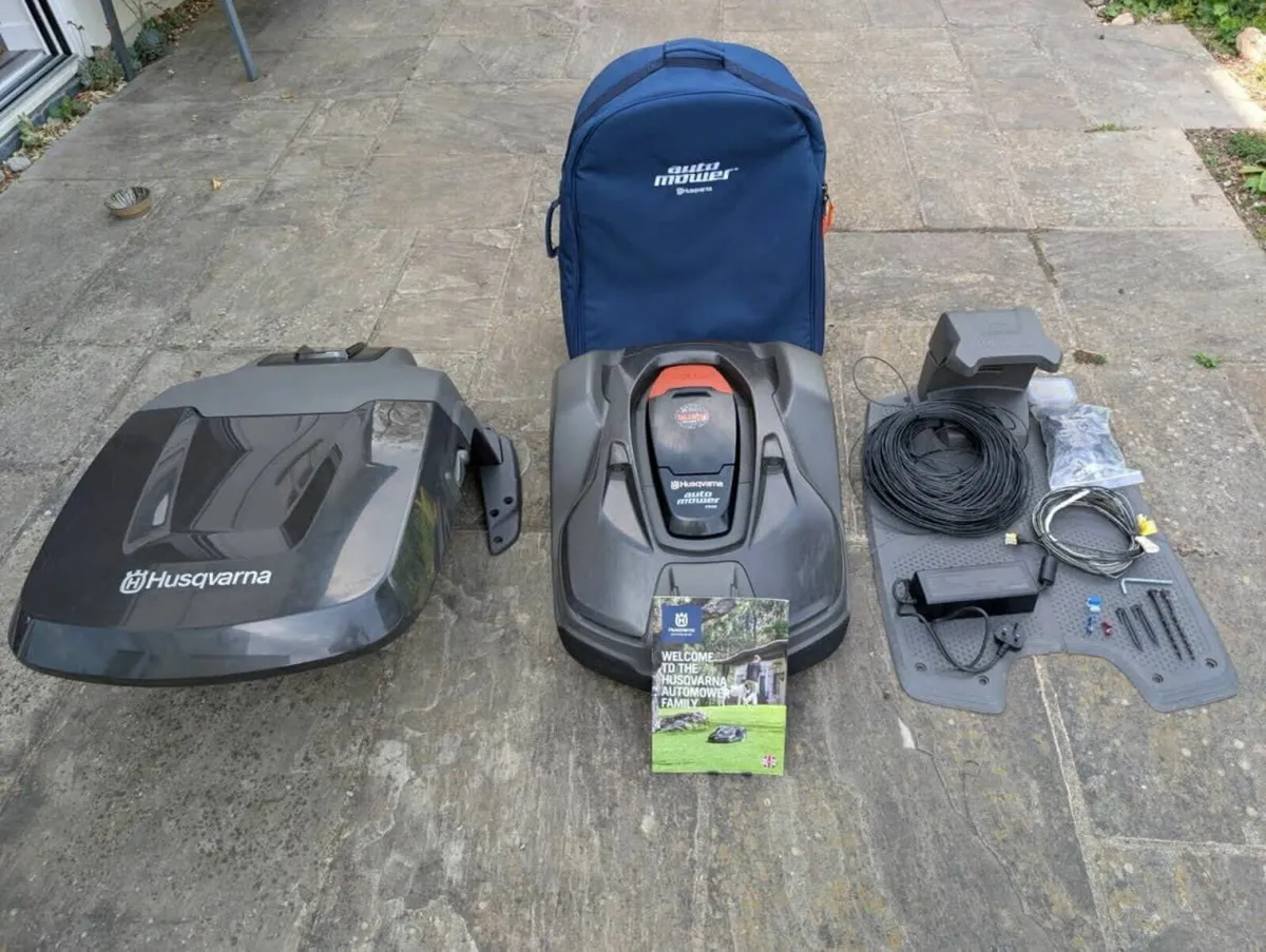 Husqvarna AutoMower 450X - robot mower - Image 1