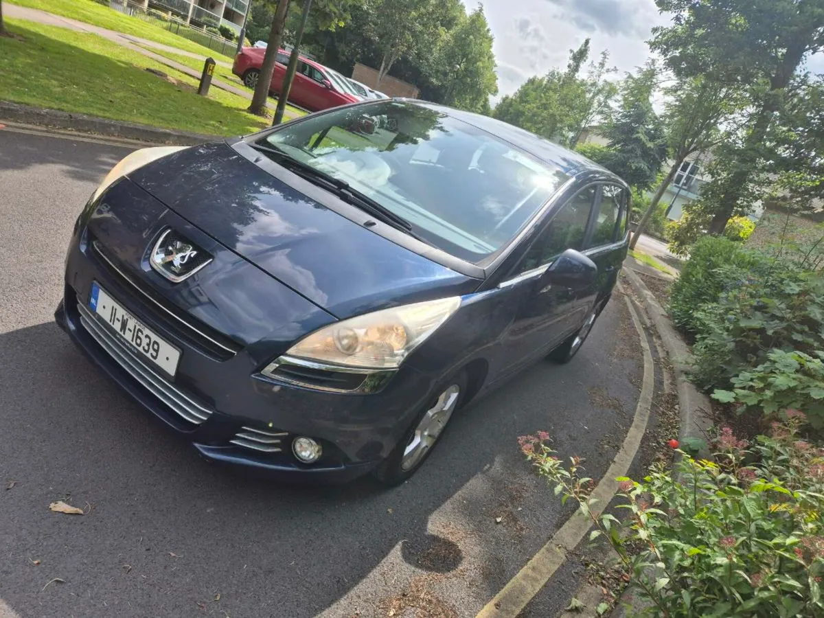 Car - Image 3