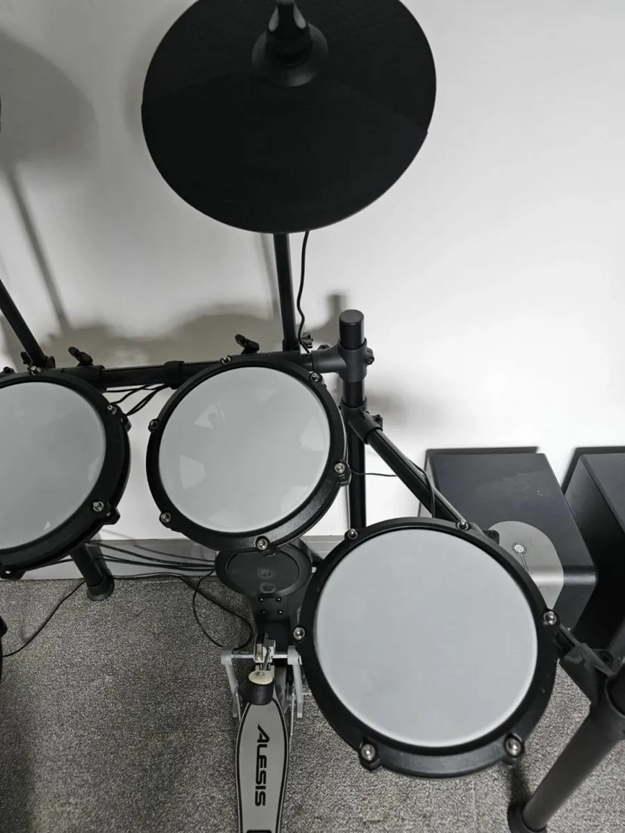 Alesis Nitro Max Electronic Drum Kit with Stool - Image 2