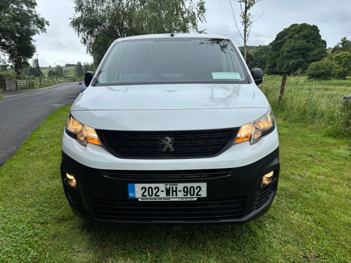 2020 Peugeot partner professional - Image 2