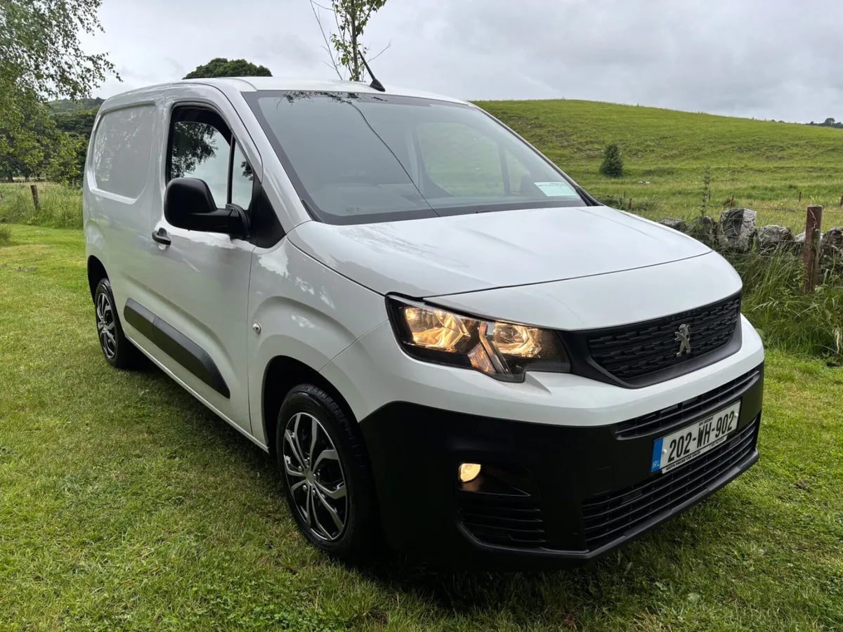 2020 Peugeot partner professional - Image 3