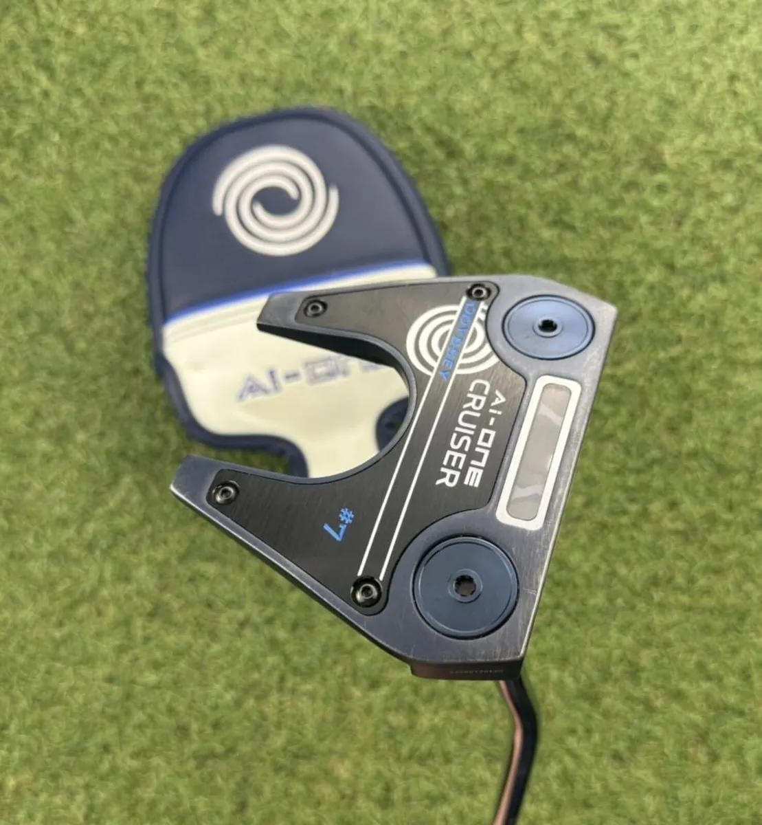 ODYSSEY AI-ONE CRUISER 7 PUTTER / 38″ - Image 2