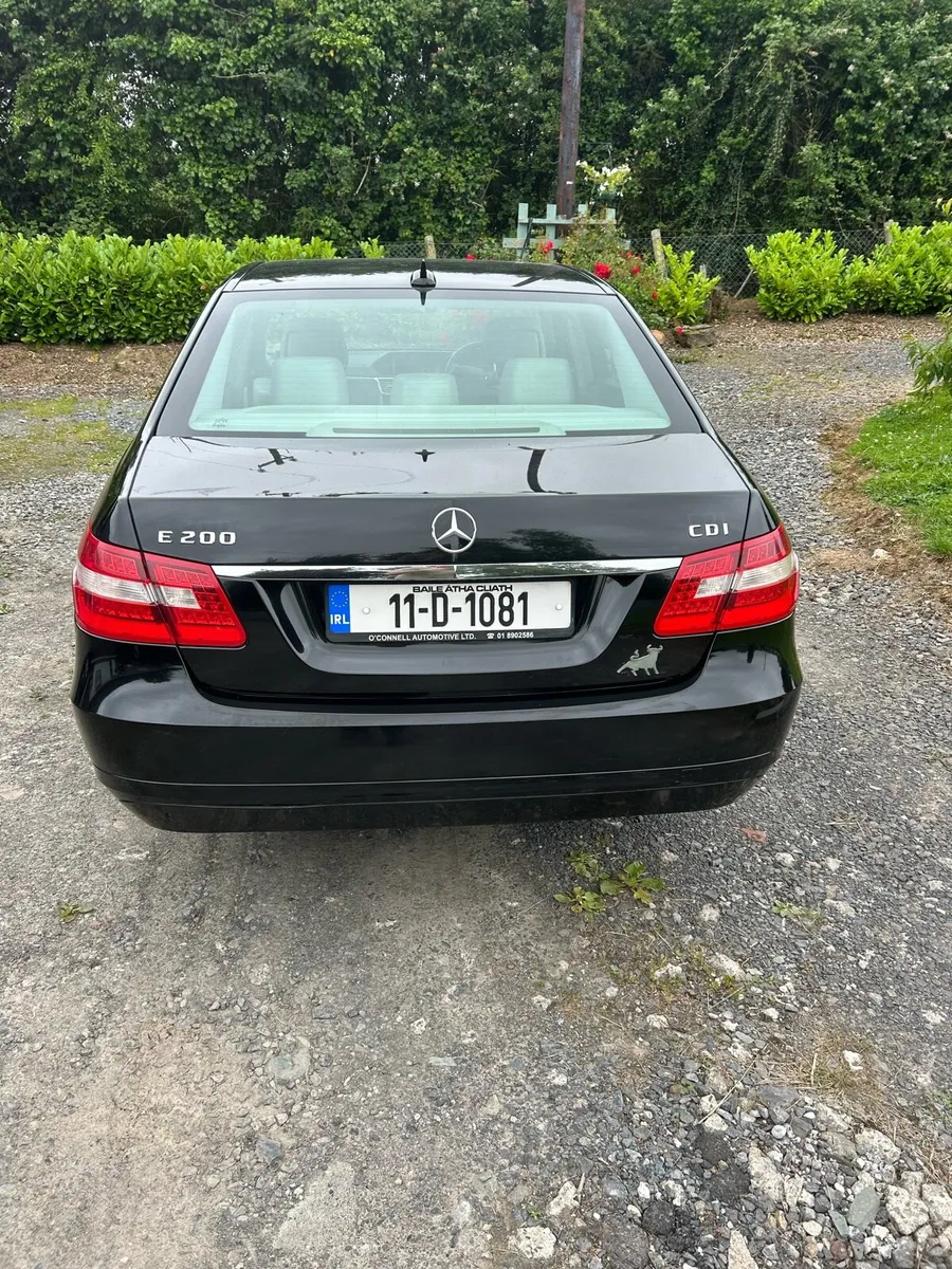 Car - Image 4
