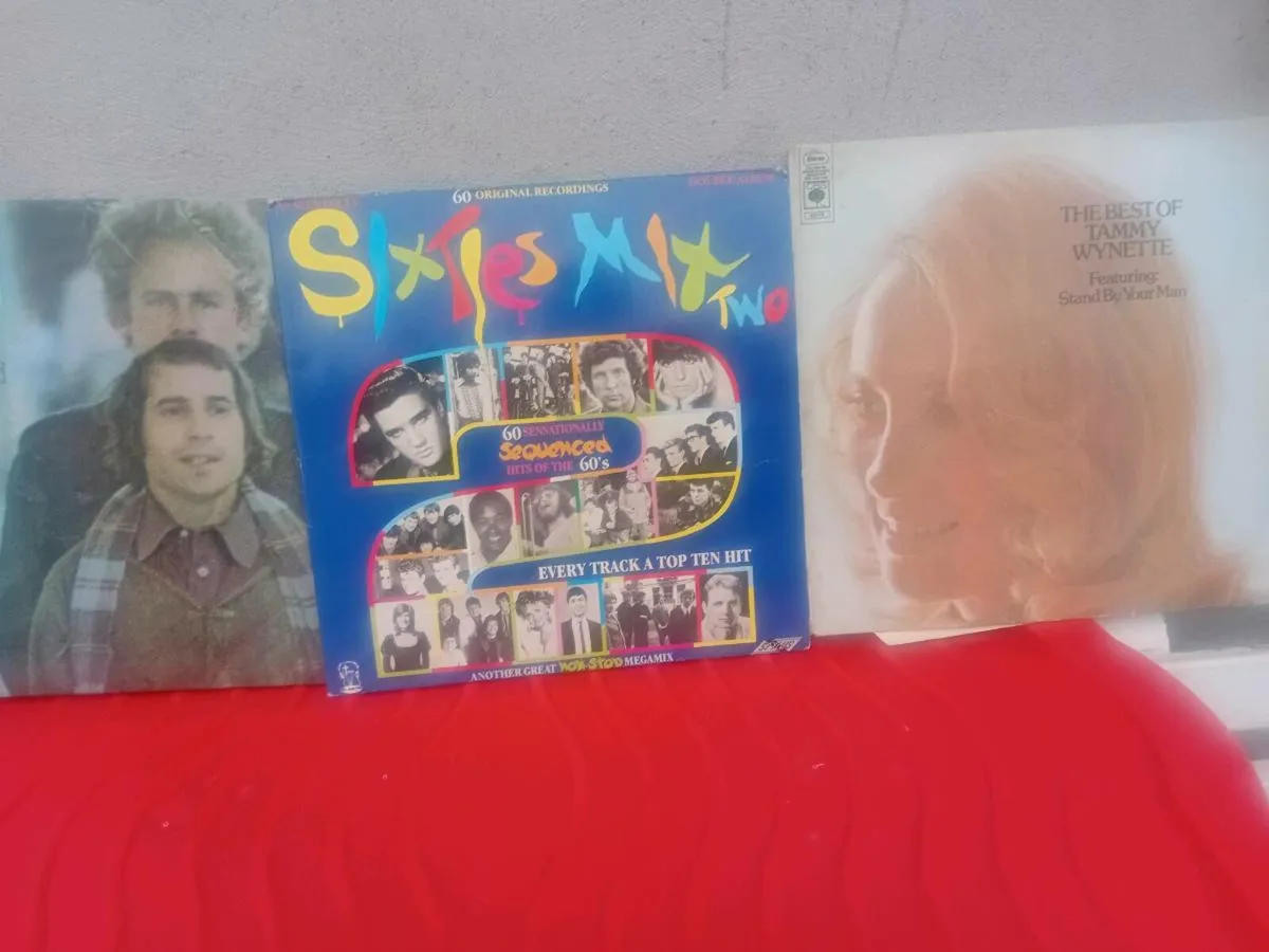 Records - Image 2