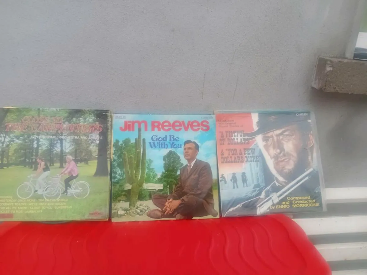 Records - Image 3