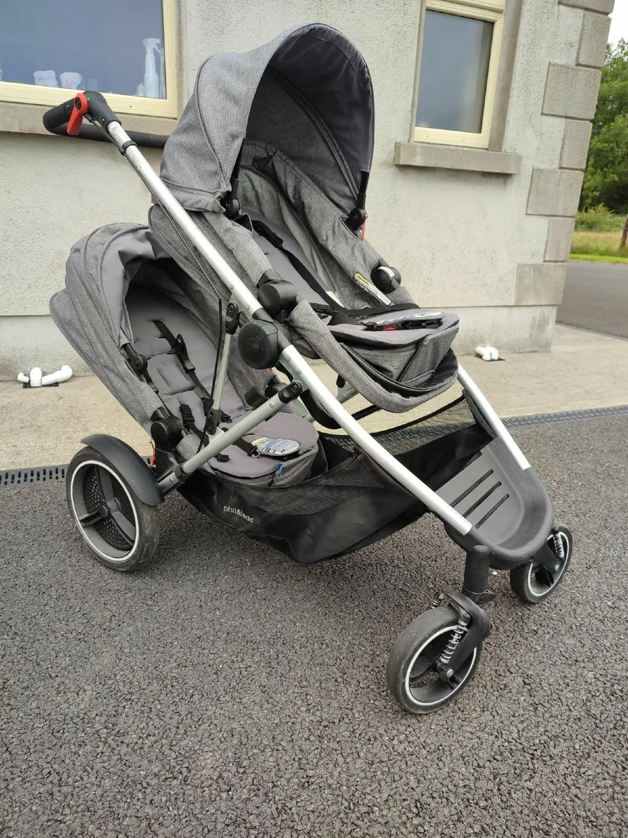 Car Seats, Buggys and Kitchen Table - Image 3