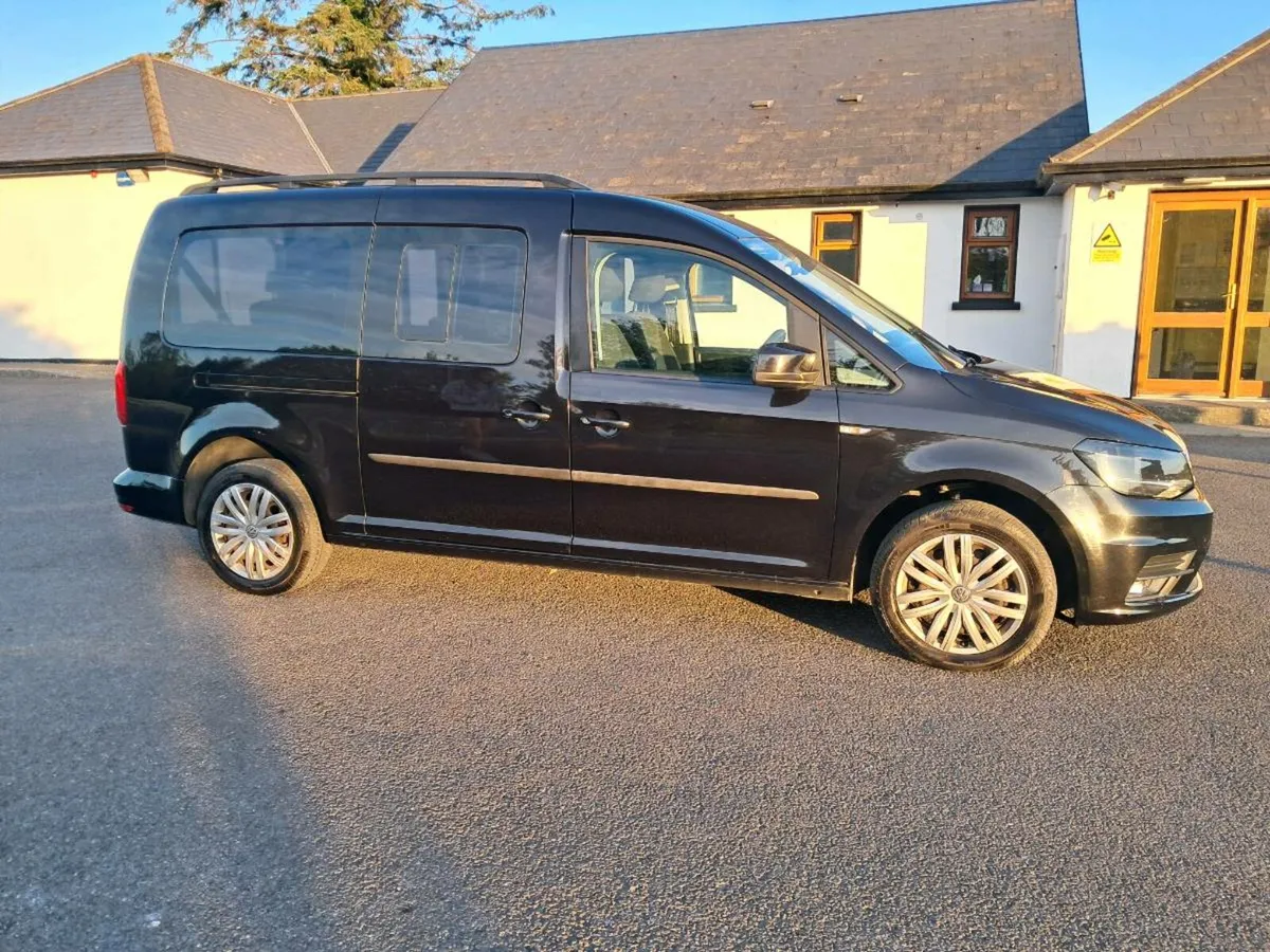 Volkswagon Caddy Maxi Life 7 Seat - Image 3
