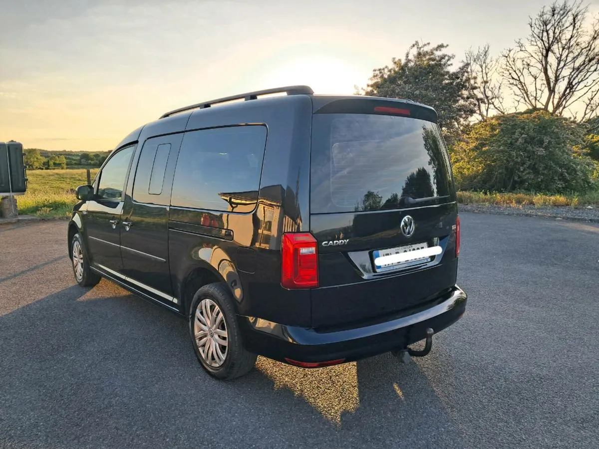 Volkswagon Caddy Maxi Life 7 Seat - Image 4