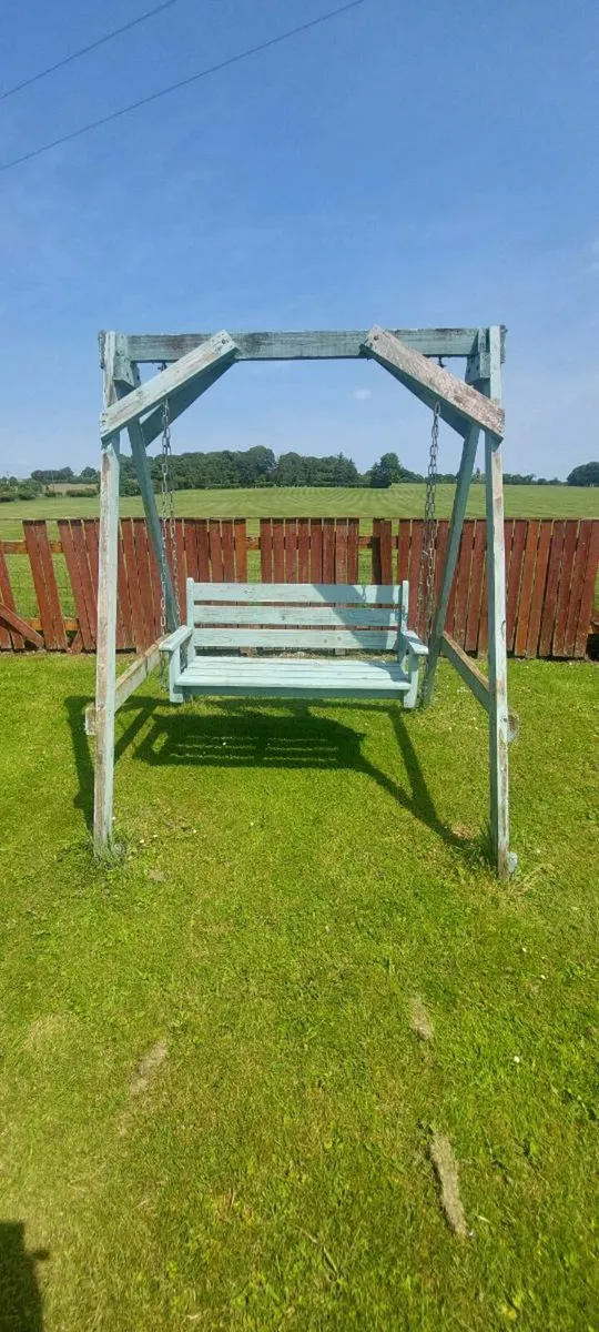Garden swing - Image 1