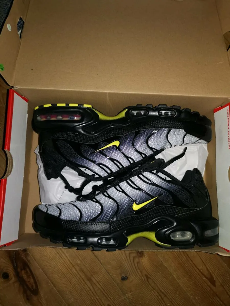 Nike Tns - Image 1