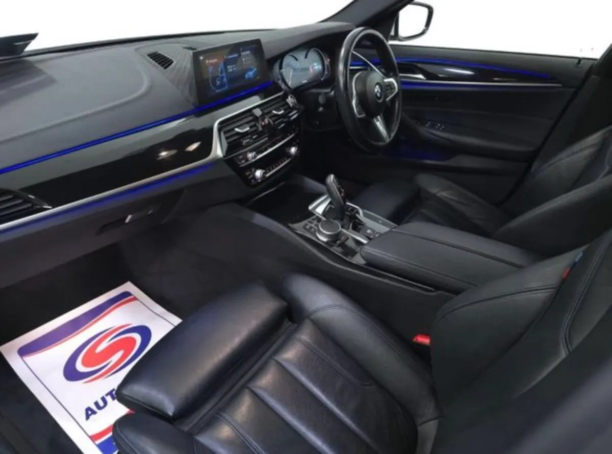 BMW 5 Series - Image 4