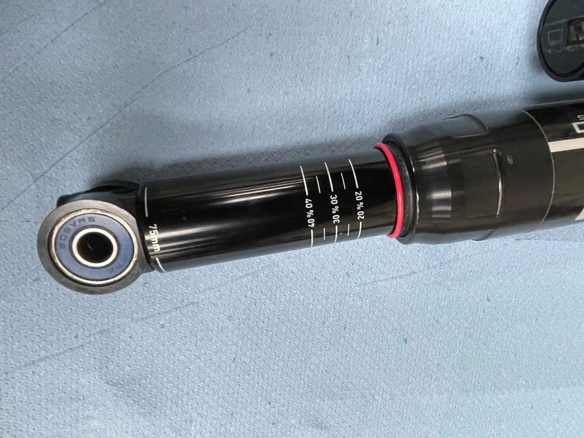 RockShox super deluxe ultimate 250x75 - Image 3