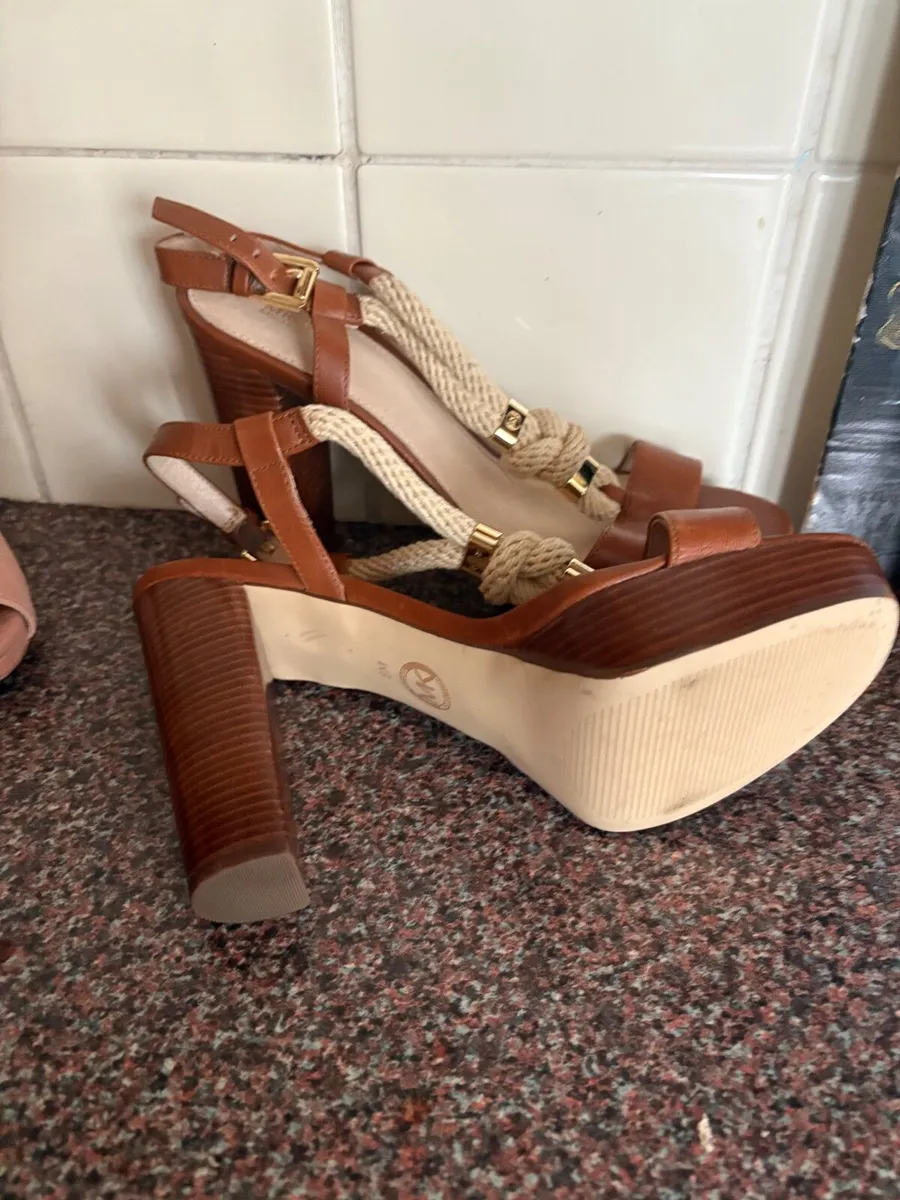 Shoes - Image 2