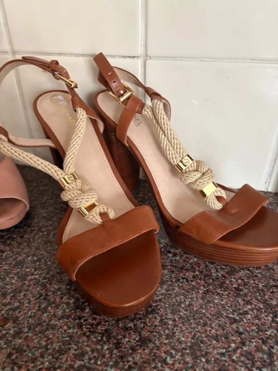 Shoes - Image 3