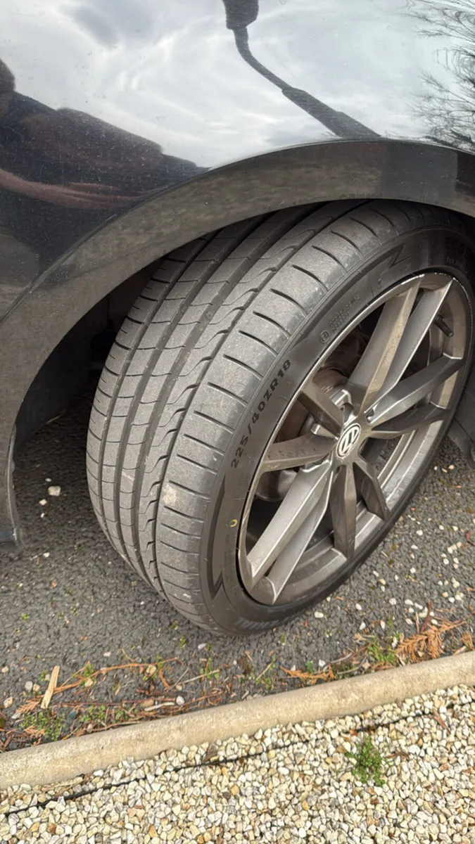 Car - Image 2