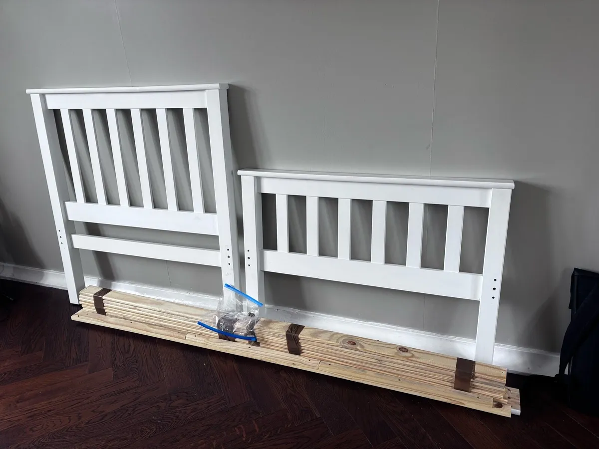 Bed - Image 3